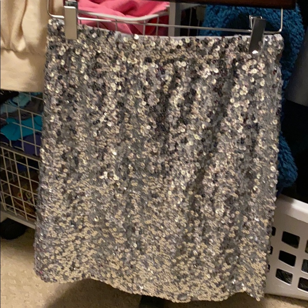 Stretchy bodycon sequin skirt